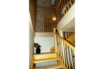 Österreich Privát Sonntag, Exterieur